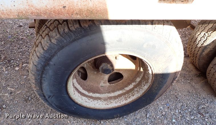 image for item MF9505 1981 Triangle K  equipment trailer