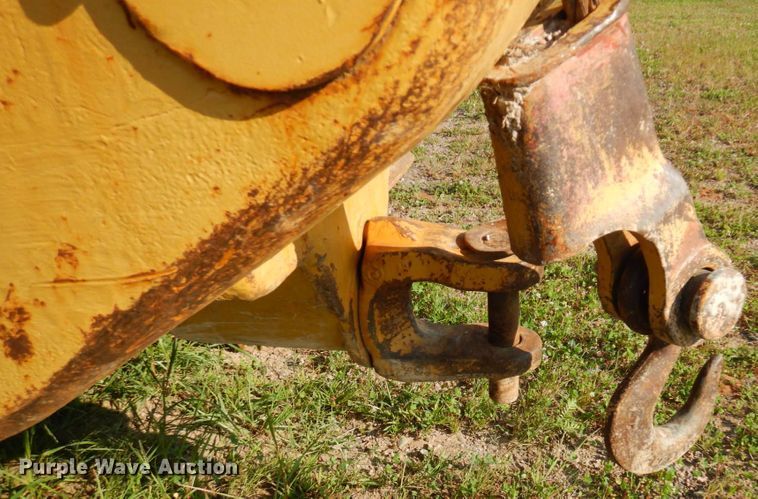 image for item MH9146 1978 Caterpillar D7G  crawler tractor