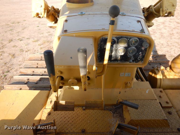 image for item MH9146 1978 Caterpillar D7G  crawler tractor