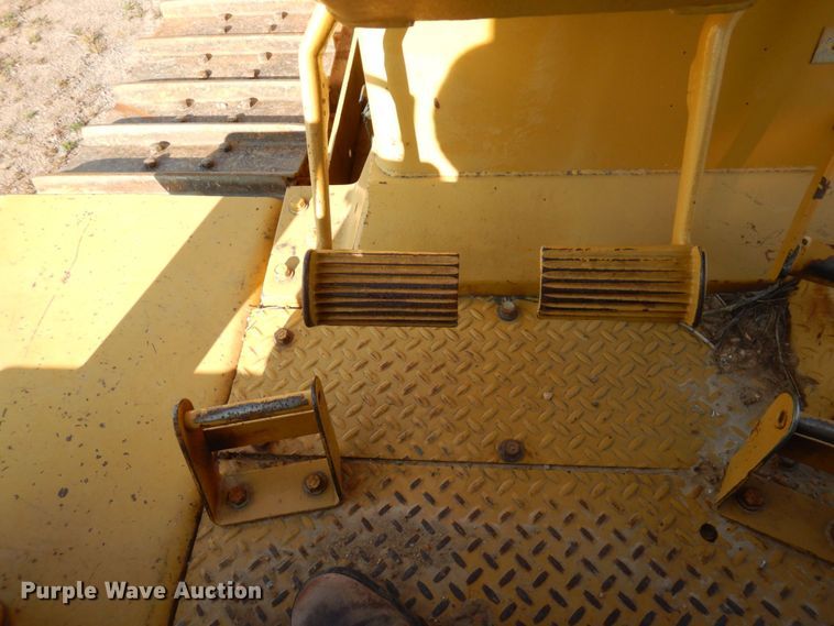 image for item MH9146 1978 Caterpillar D7G  crawler tractor