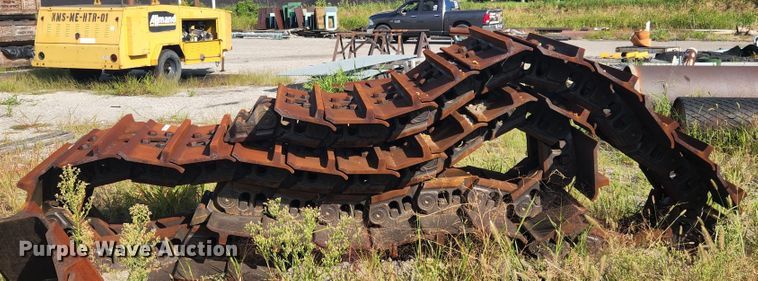 image for item MK9275 31" W dozer tracks