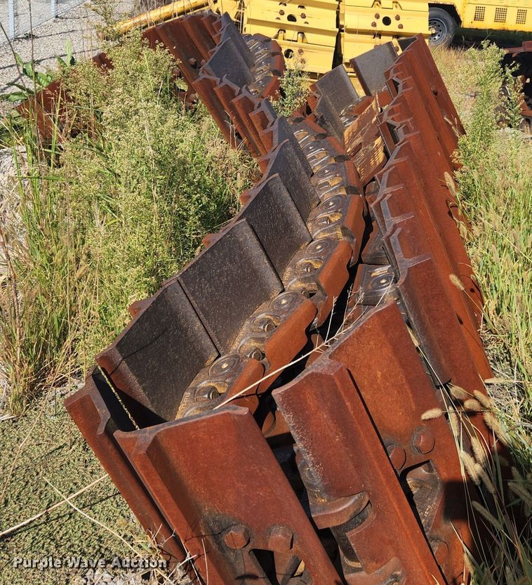 image for item MK9275 31" W dozer tracks