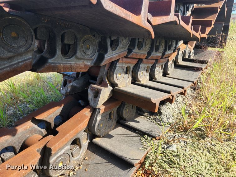 image for item MK9275 31" W dozer tracks