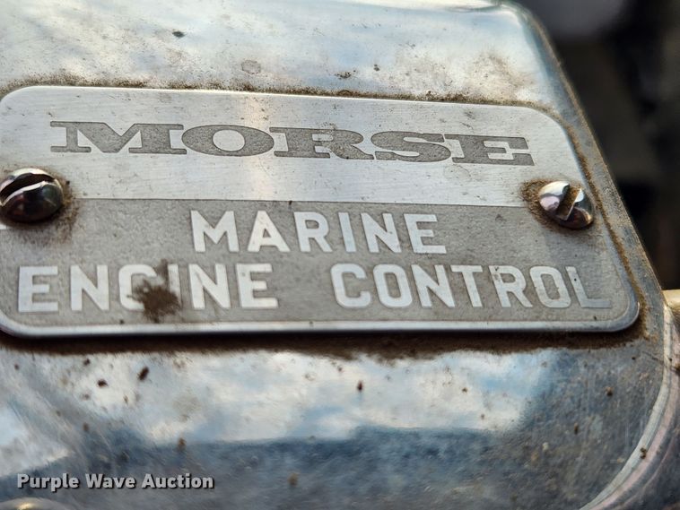 image for item MK9298 2006 UTV International RT02DD-608  mini digger derrick