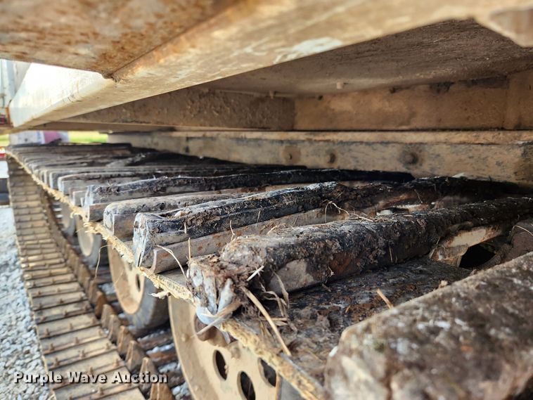 image for item MK9298 2006 UTV International RT02DD-608  mini digger derrick