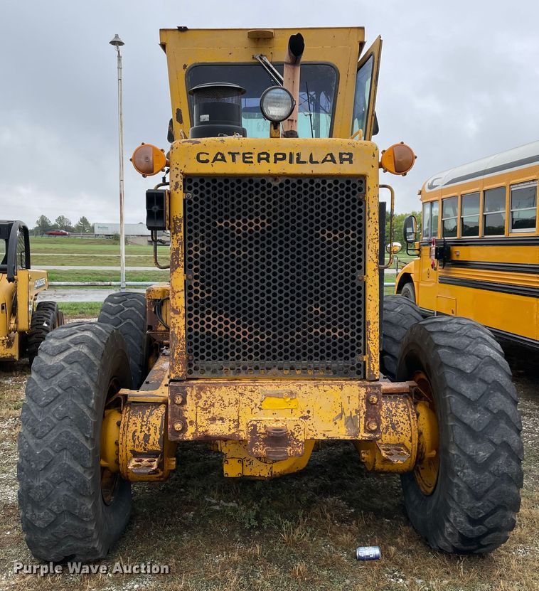 image for item MR9290 1977 Caterpillar 12G  motor grader
