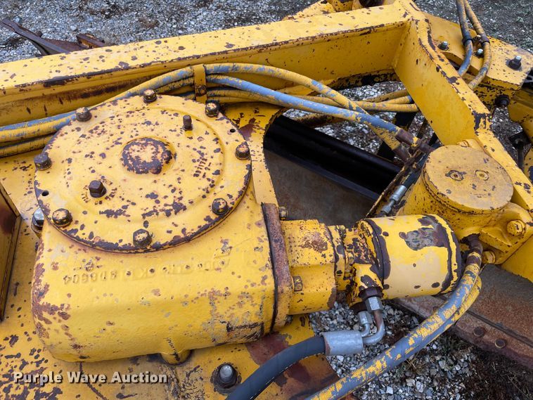 image for item MR9290 1977 Caterpillar 12G  motor grader