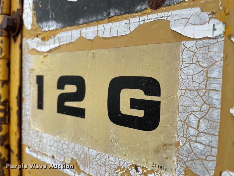 image for item MR9290 1977 Caterpillar 12G  motor grader