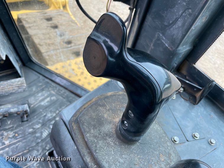 image for item MR9291 John Deere 750J  dozer