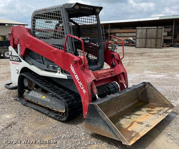 image for item MR9295 2017 Takeuchi TL10V2  tracked skid steer loader