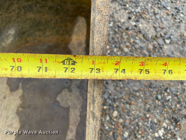 image for item MR9295 2017 Takeuchi TL10V2  tracked skid steer loader