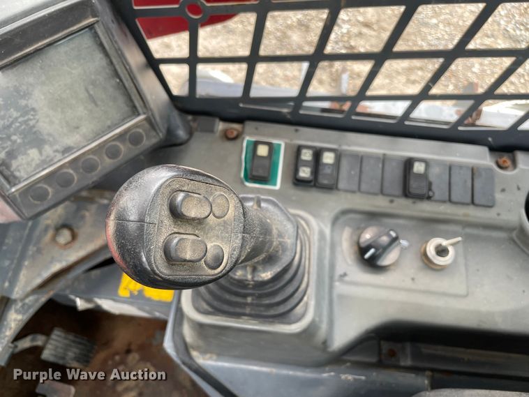 image for item MR9295 2017 Takeuchi TL10V2  tracked skid steer loader