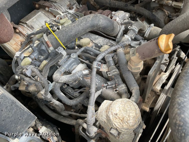 image for item MR9295 2017 Takeuchi TL10V2  tracked skid steer loader