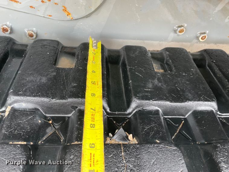 image for item MR9295 2017 Takeuchi TL10V2  tracked skid steer loader