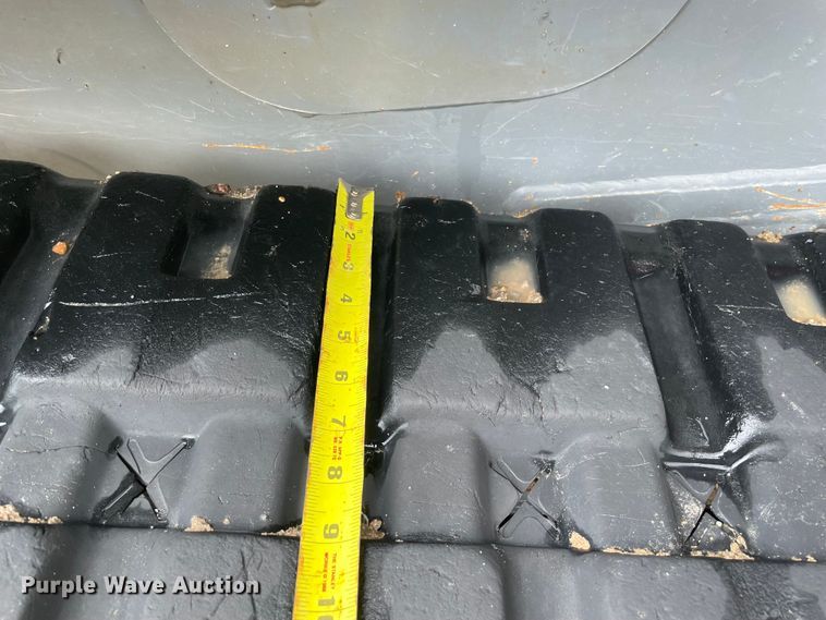 image for item MR9295 2017 Takeuchi TL10V2  tracked skid steer loader