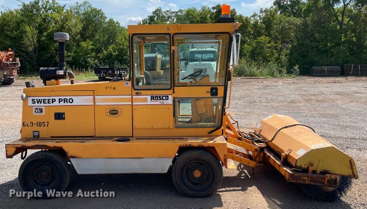 image for item MR9296 2007 Rosco Sweep Pro 4830  broom