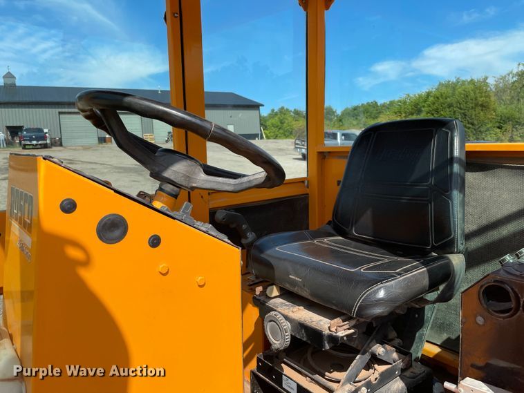 image for item MR9296 2007 Rosco Sweep Pro 4830  broom