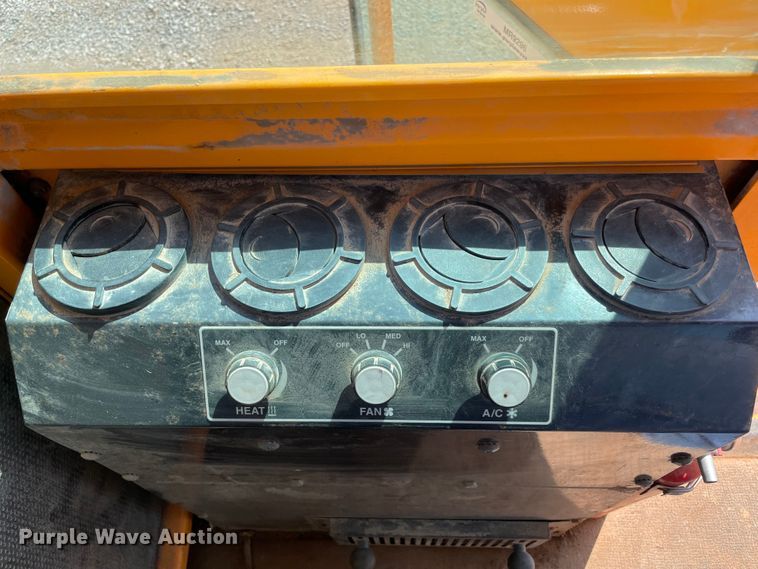 image for item MR9296 2007 Rosco Sweep Pro 4830  broom