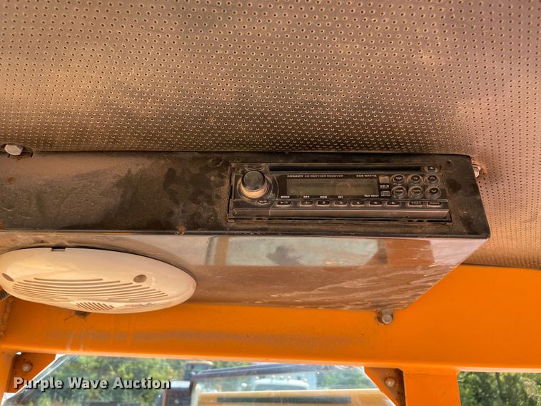 image for item MR9296 2007 Rosco Sweep Pro 4830  broom