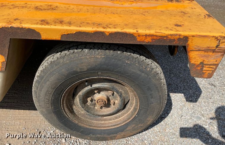 image for item MR9296 2007 Rosco Sweep Pro 4830  broom