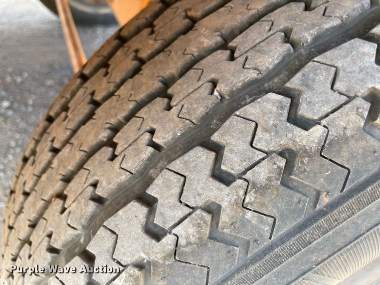 image for item MR9296 2007 Rosco Sweep Pro 4830  broom