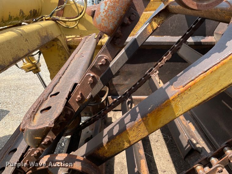 image for item MR9321 1978 Caterpillar 613B  elevating scraper