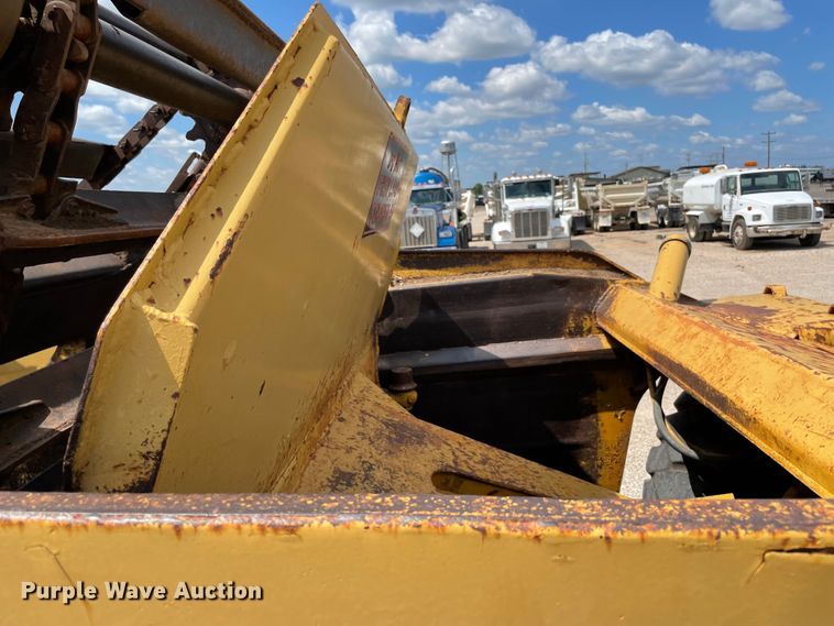 image for item MR9321 1978 Caterpillar 613B  elevating scraper