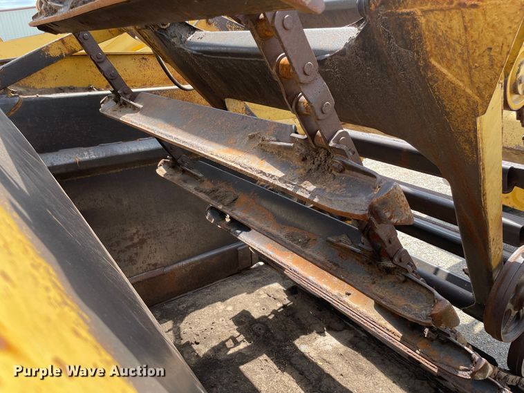 image for item MR9321 1978 Caterpillar 613B  elevating scraper