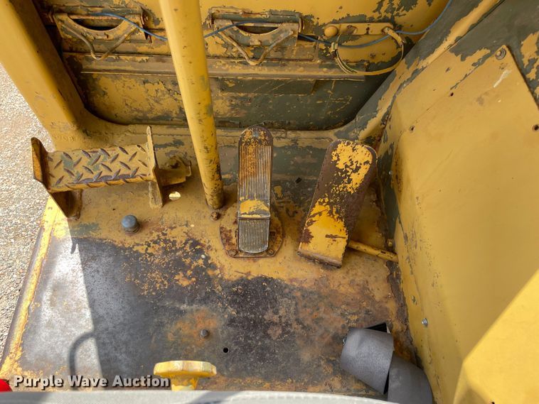 image for item MR9321 1978 Caterpillar 613B  elevating scraper
