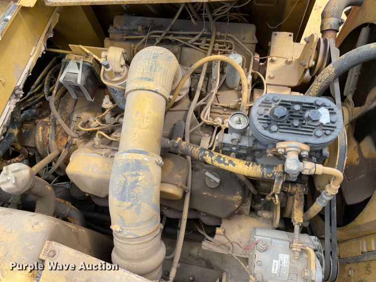 image for item MR9321 1978 Caterpillar 613B  elevating scraper