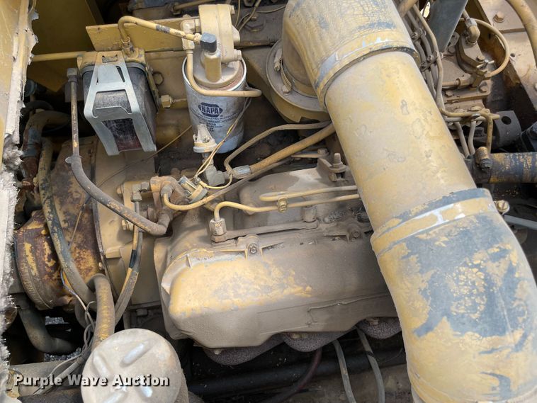 image for item MR9321 1978 Caterpillar 613B  elevating scraper