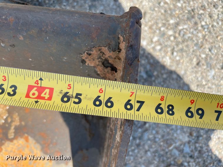 image for item MR9322 2013 Bobcat S590  skid steer loader