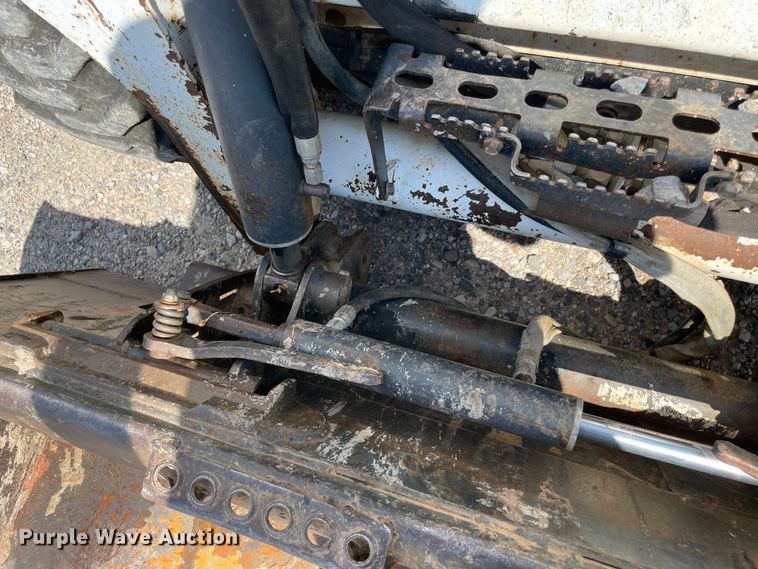 image for item MR9322 2013 Bobcat S590  skid steer loader