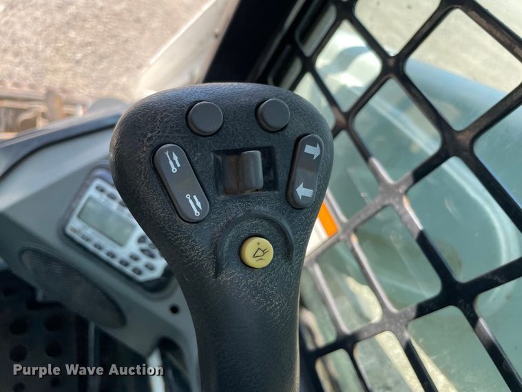 image for item MR9322 2013 Bobcat S590  skid steer loader