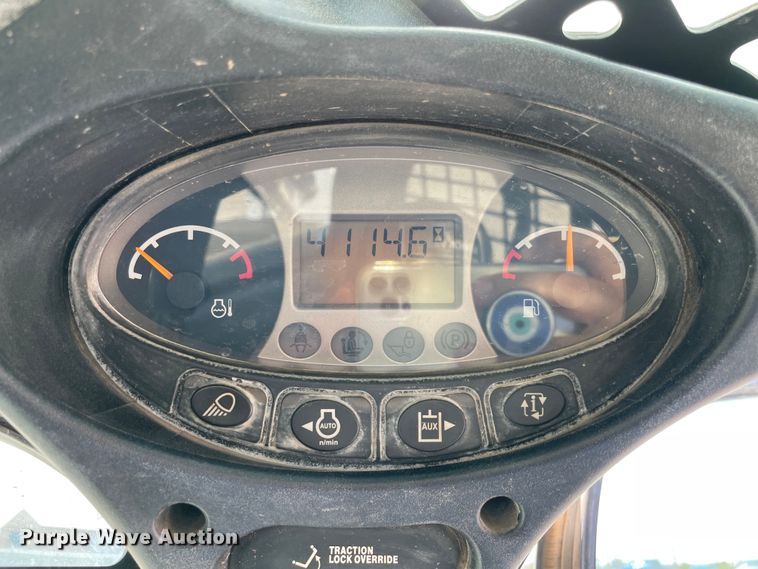 image for item MR9322 2013 Bobcat S590  skid steer loader