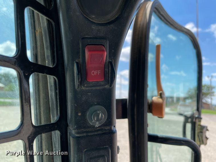 image for item MR9322 2013 Bobcat S590  skid steer loader