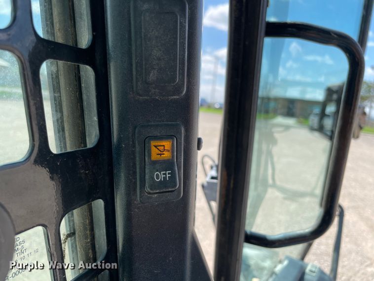 image for item MR9322 2013 Bobcat S590  skid steer loader