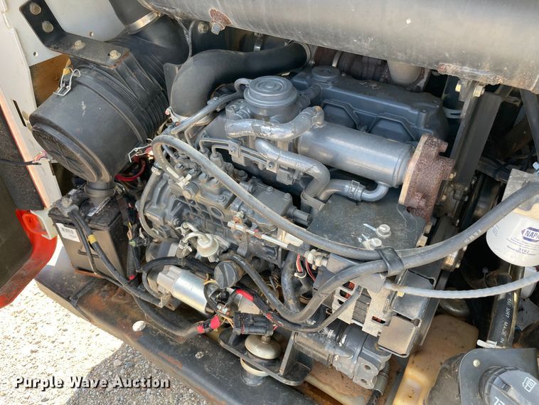 image for item MR9322 2013 Bobcat S590  skid steer loader