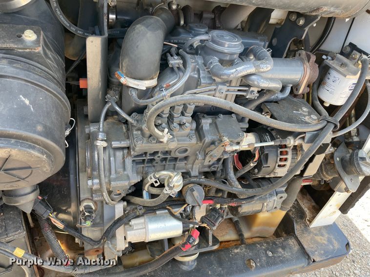 image for item MR9322 2013 Bobcat S590  skid steer loader