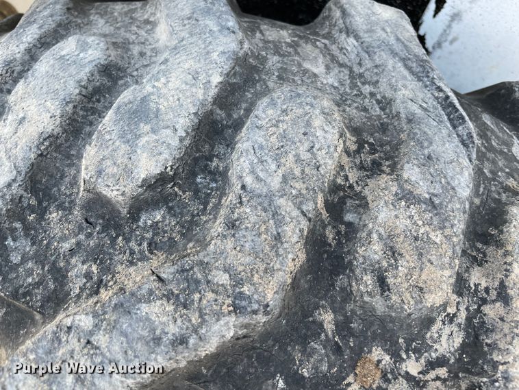 image for item MR9322 2013 Bobcat S590  skid steer loader