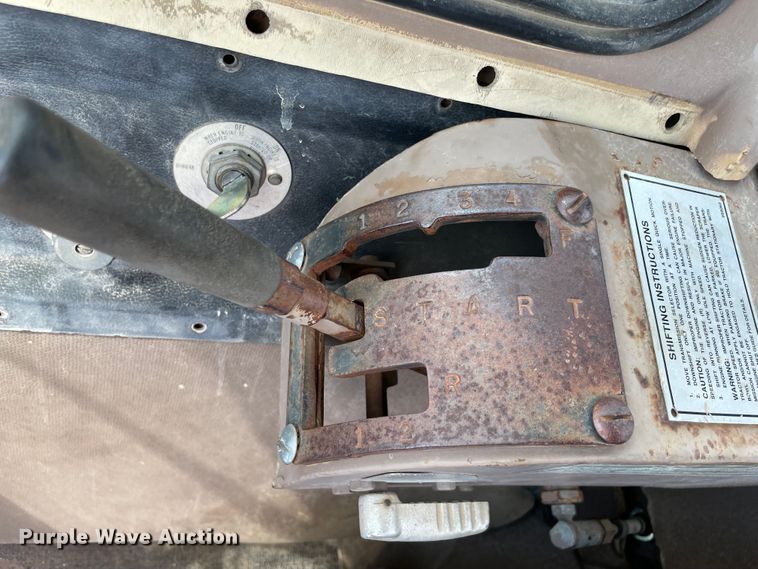 image for item MR9325 1977 Caterpillar 613B  elevating scraper