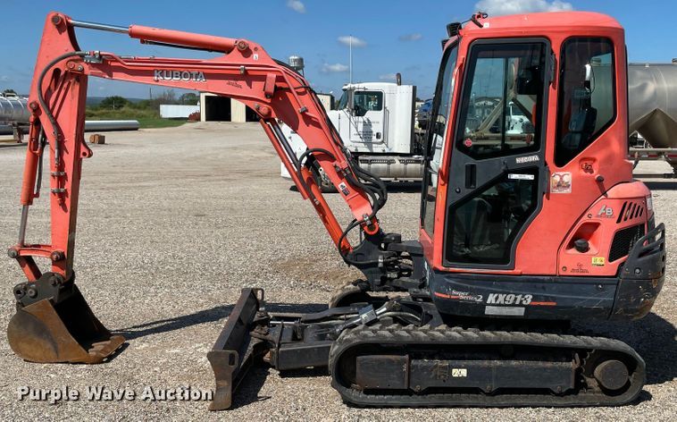 image for item MR9326 2013 Kubota KX91-3 Super Series 2  mini excavator