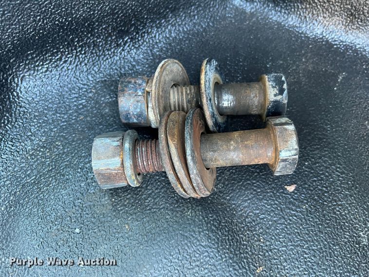 image for item MR9824 2000 Ford F750 Super Duty XL  dump truck