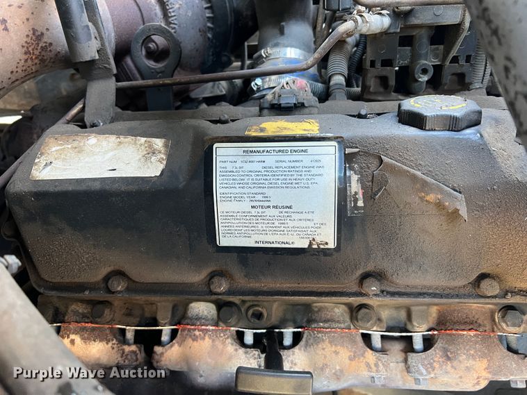 image for item MR9824 2000 Ford F750 Super Duty XL  dump truck