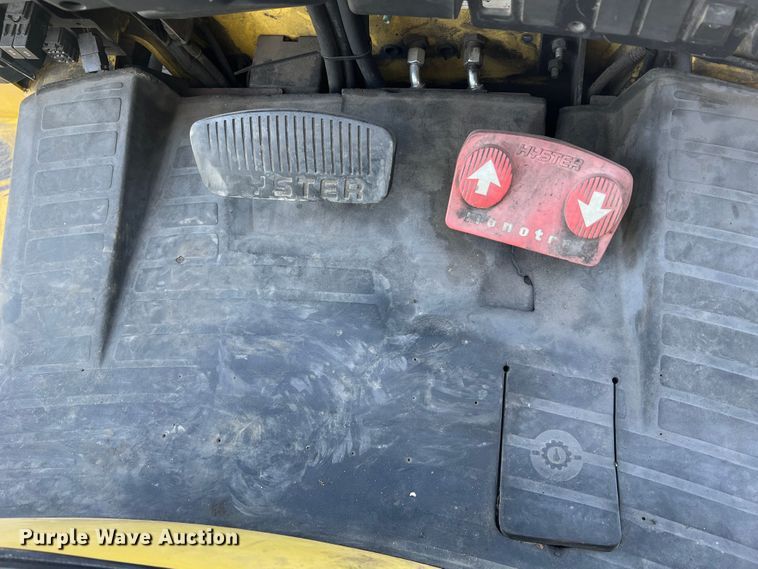 image for item MR9829 Hyster H89XM  forklift