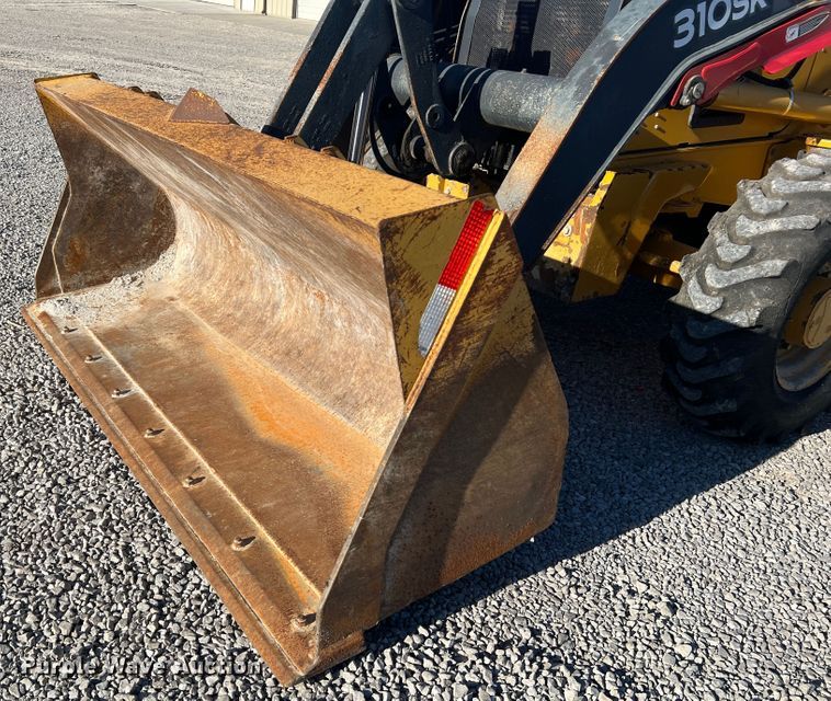 image for item MR9844 2014 John Deere 310SK  backhoe