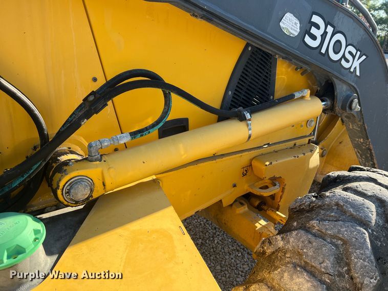 image for item MR9844 2014 John Deere 310SK  backhoe