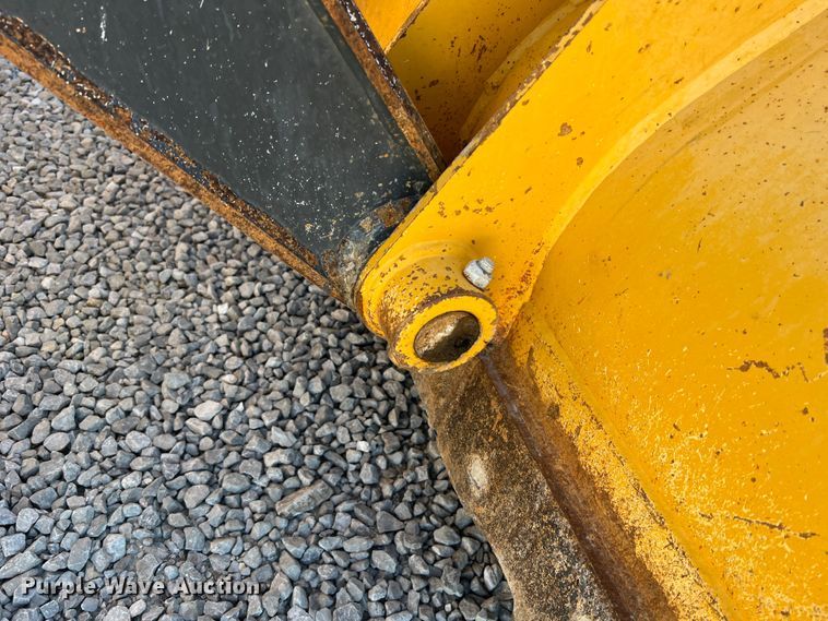 image for item MR9844 2014 John Deere 310SK  backhoe