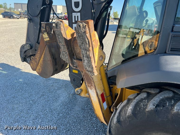 image for item MR9844 2014 John Deere 310SK  backhoe