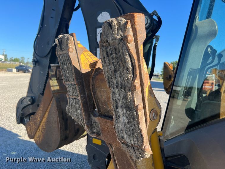 image for item MR9844 2014 John Deere 310SK  backhoe